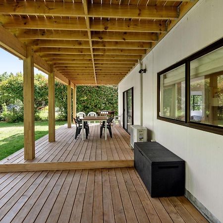 Waitahanui Lake House - Lake Taupo Holiday Home Kültér fotó