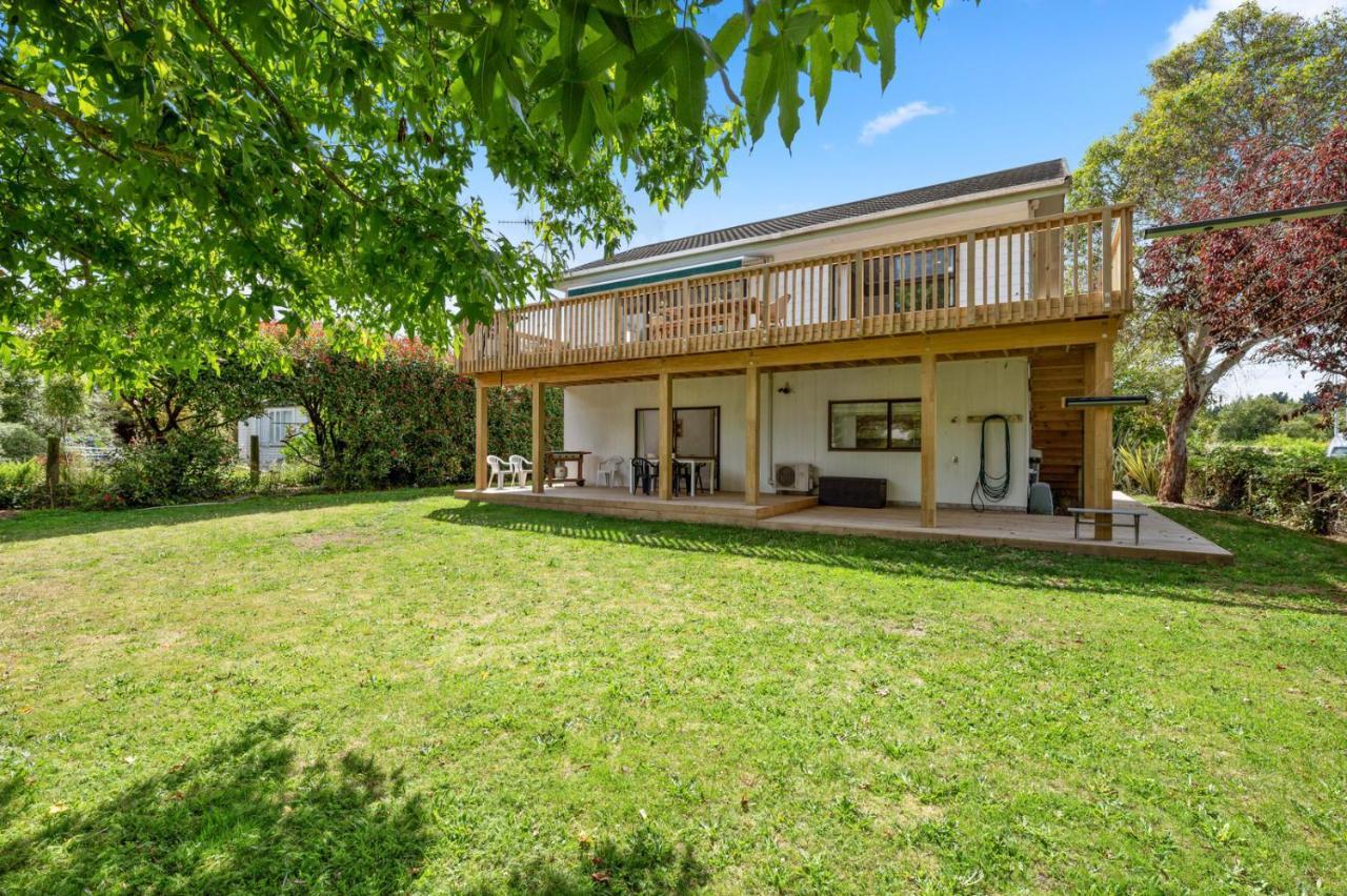 Waitahanui Lake House - Lake Taupo Holiday Home Kültér fotó