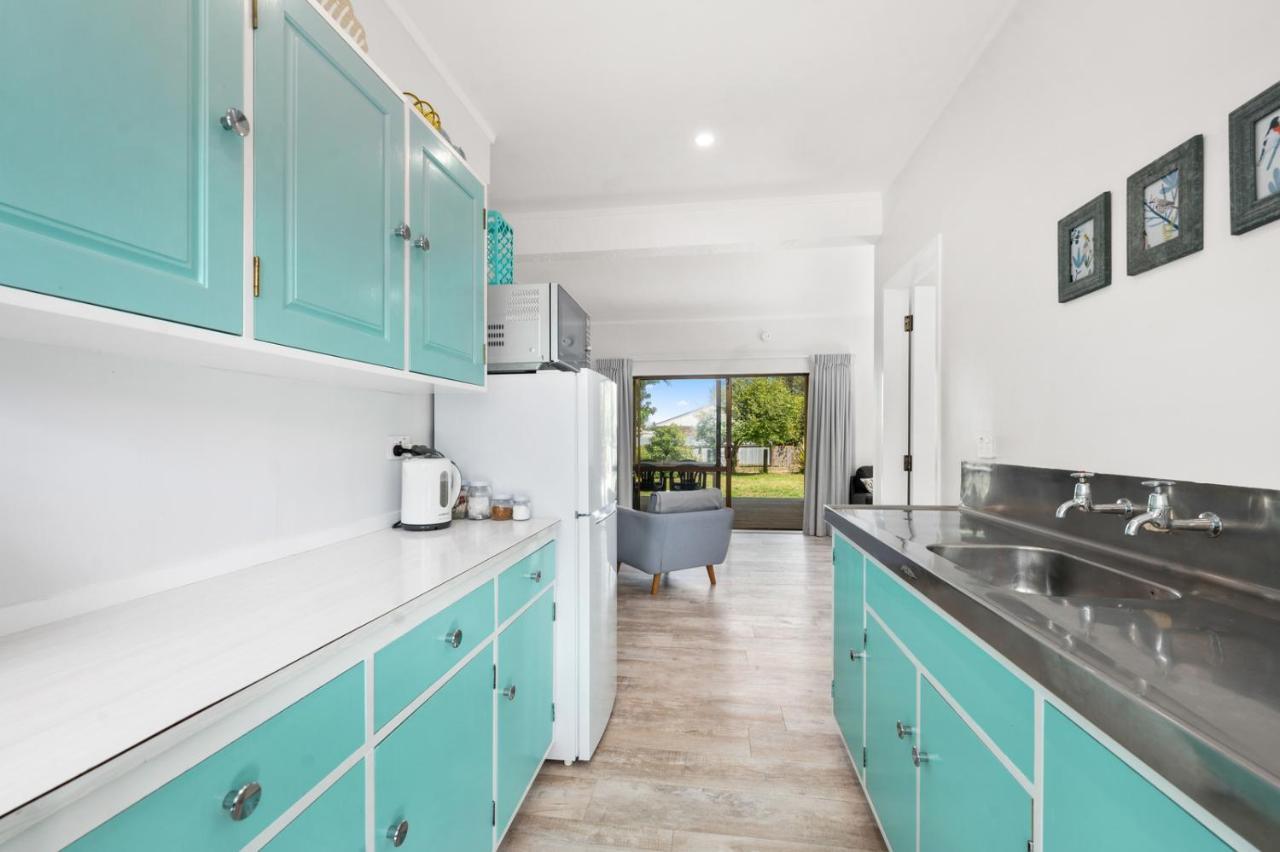 Waitahanui Lake House - Lake Taupo Holiday Home Kültér fotó